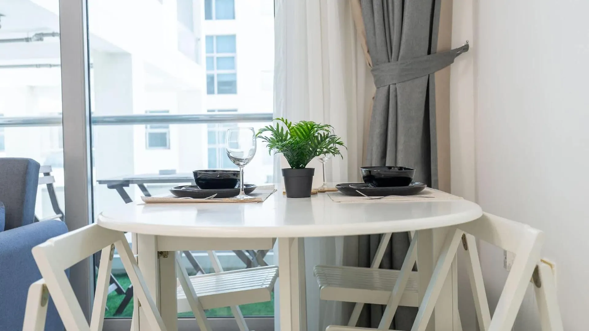 Spectacular Studio In Marina That Sleeps 2 Dubai 0*,