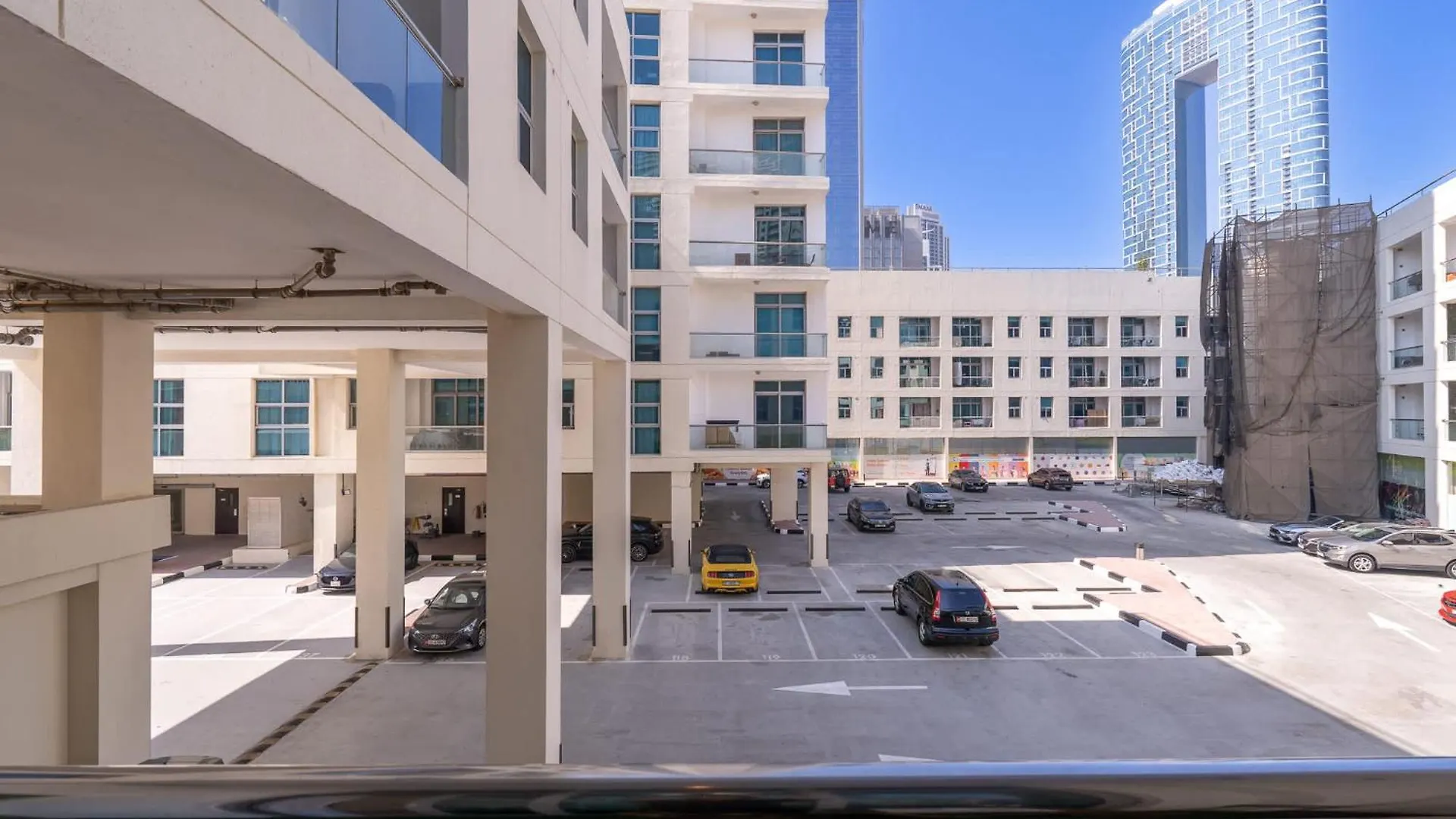 Spectacular Studio In Marina That Sleeps 2 Dubai